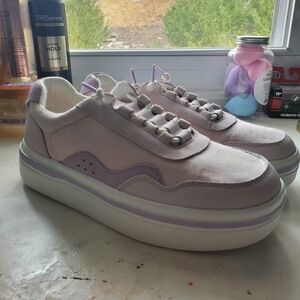 Women's Light Purple Sneakers